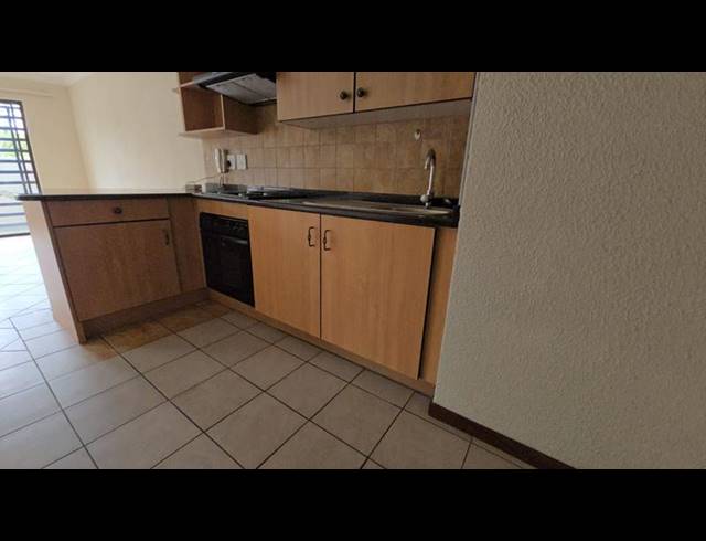 1 BEDROOM APARTMENT FOR SALE IN HATFIELD